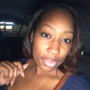 Meet your Posher, Janelle